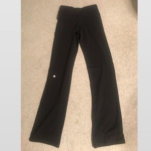 Lululemon yoga pants size 2